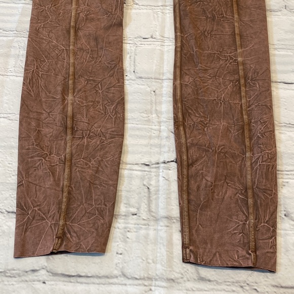 Lululemon Fast and Free Tight II 25” Ice Dye - Picture 5 of 13